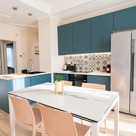 Apartamento Blu Iris Lesa
